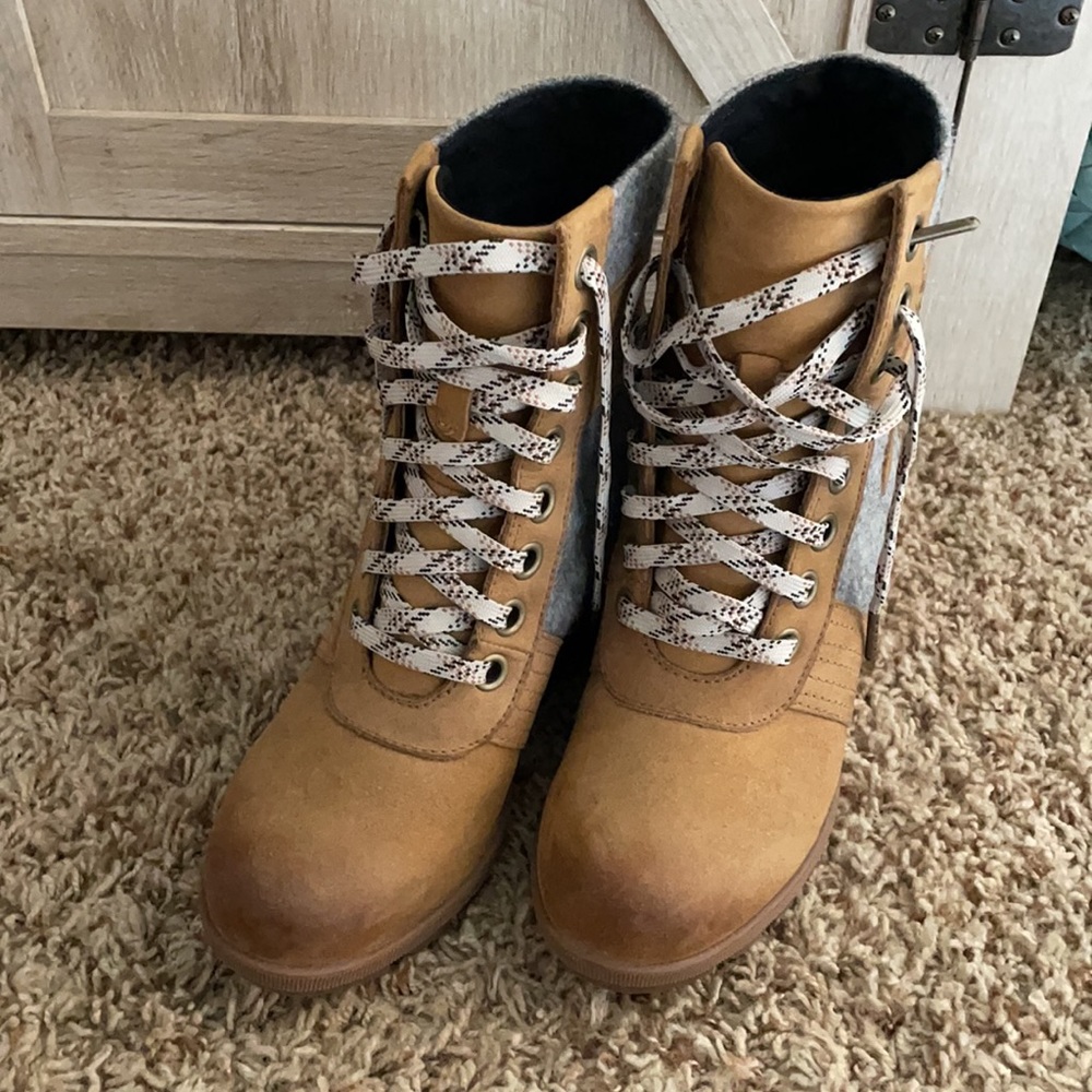 Sorel size 6.5